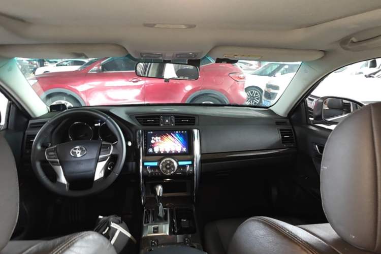 Used Toyota Reiz 2013 2.5V Elite Edition Headliner