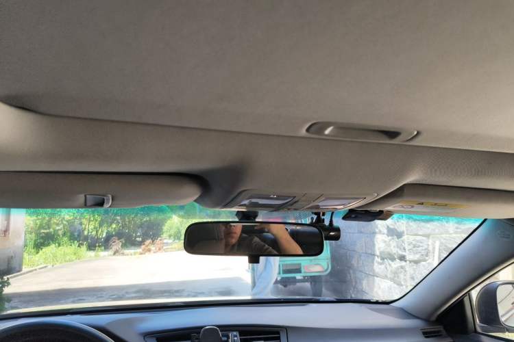 Used Toyota Reiz 2013 2.5V Elite Edition Headliner
