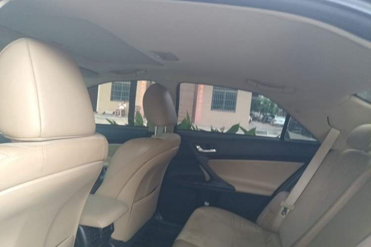 Used Toyota Reiz 2013 2.5V Shangrui Navigation Edition Headliner