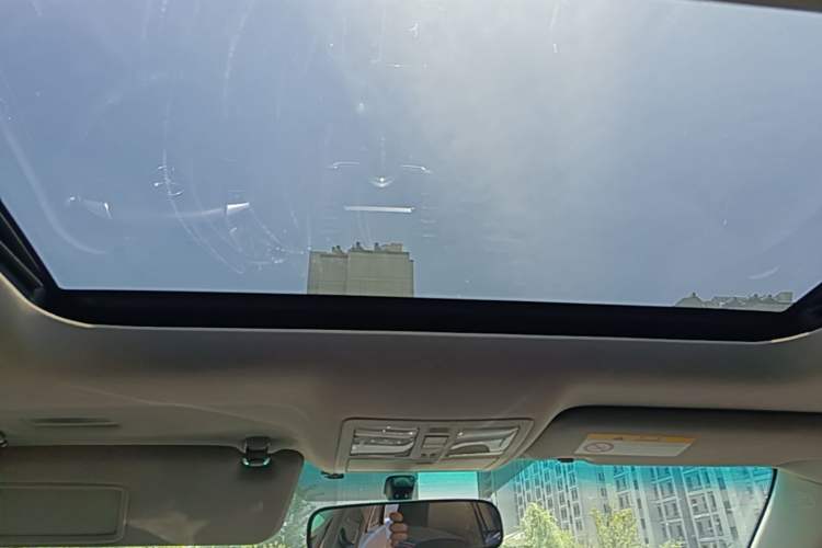 Used Toyota Reiz 2013 2.5V Shangrui Edition Headliner