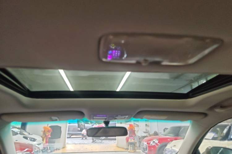 Used Toyota Reiz 2013 2.5V Shangrui Edition Headliner