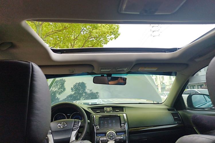 Used Toyota Reiz 2013 2.5V Shangrui Edition Headliner