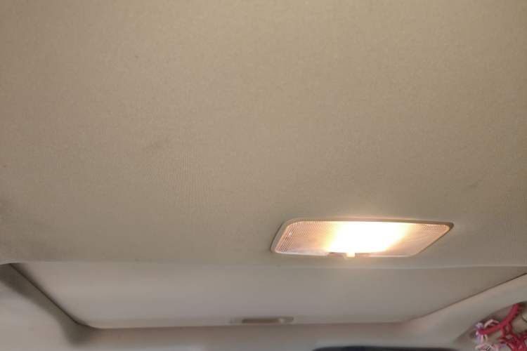 Used Toyota Reiz 2013 2.5V Elite Edition Headliner