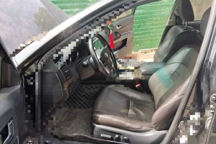 Used Toyota Reiz 2013 2.5V Elite Edition Interior 1