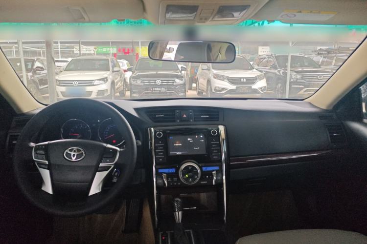 Used Toyota Reiz 2013 2.5V Shangrui Edition Interior 2