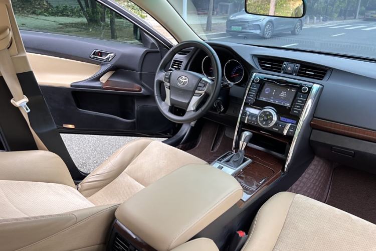 Used Toyota Reiz 2013 2.5V Shangrui Edition Interior 7