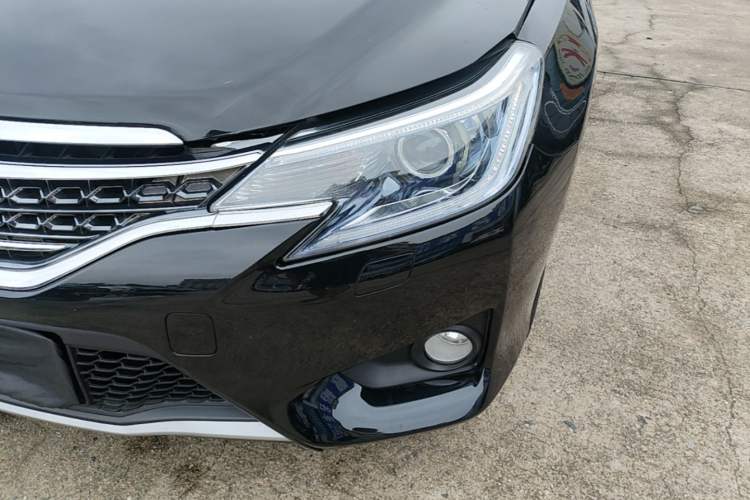 Used Toyota Reiz 2013 2.5V Elite Edition Left Front Headlight