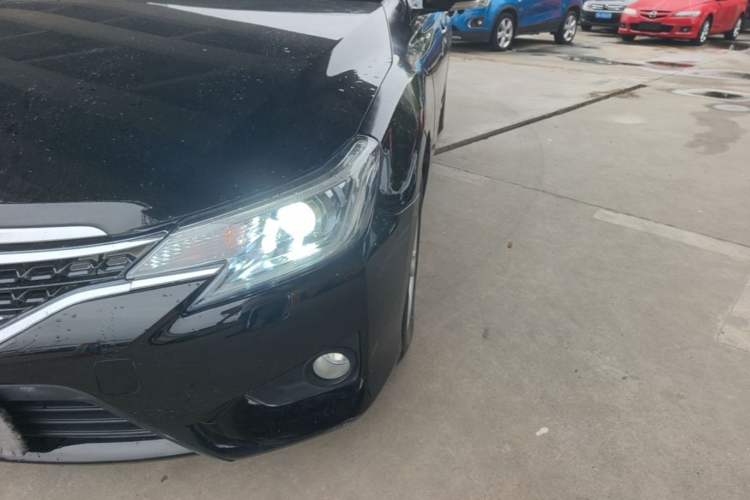 Used Toyota Reiz 2013 2.5S Elite Edition Left Front Headlight