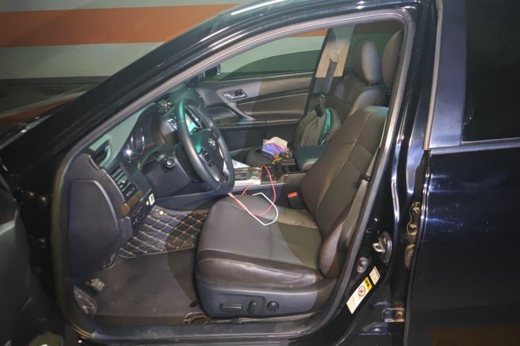 Used Toyota Reiz 2013 2.5V Elite Edition Left Front Seat