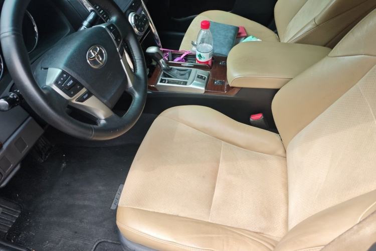 Used Toyota Reiz 2013 2.5V Shangrui Edition Left Front Seat