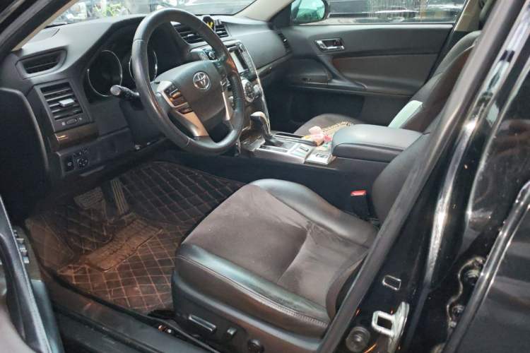 Used Toyota Reiz 2013 2.5V Shangrui Edition Left Front Seat