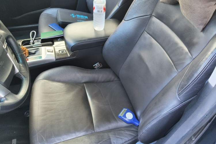 Used Toyota Reiz 2013 2.5V Elite Edition Left Front Seat