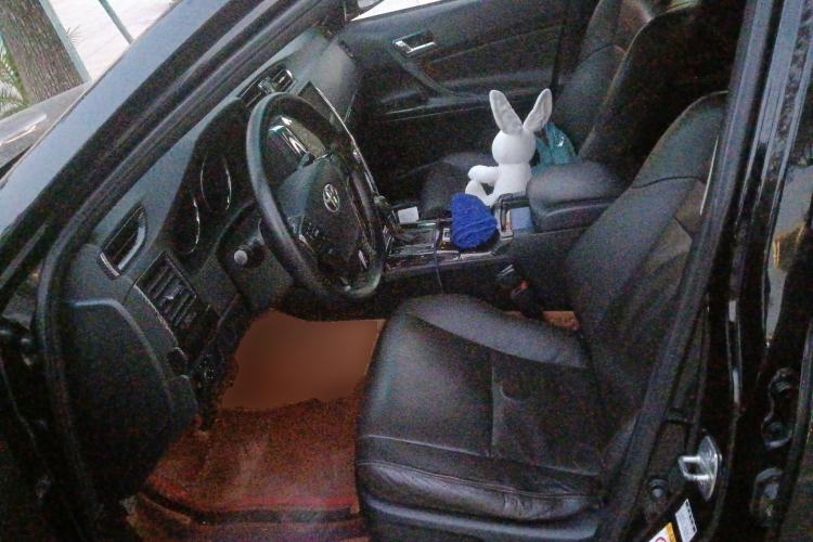 Used Toyota Reiz 2013 2.5V Elite Edition Left Front Seat