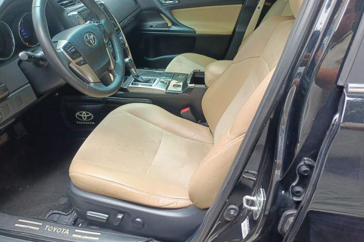 Used Toyota Reiz 2013 2.5V Shangrui Edition Left Front Seat