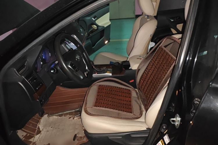 Used Toyota Reiz 2013 2.5S Elite Edition Left Front Seat