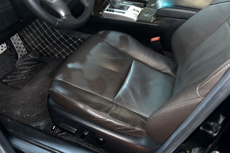 Used Toyota Reiz 2013 2.5V Elite Edition Left Front Seat