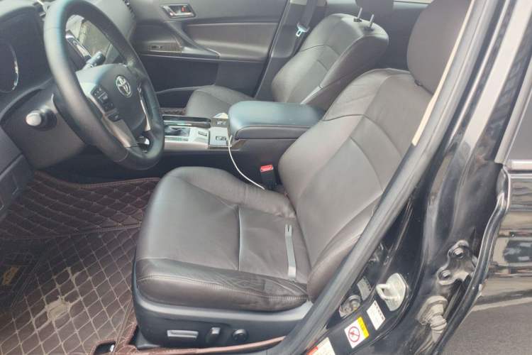 Used Toyota Reiz 2013 2.5V Elite Edition Left Front Seat