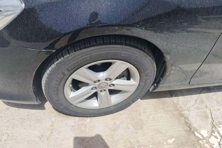 Used Toyota Reiz 2013 2.5S Elite Edition Left Front Wheel Hub