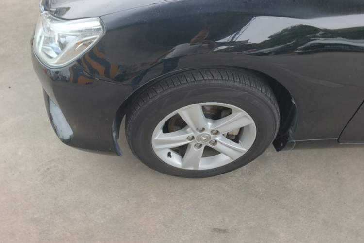 Used Toyota Reiz 2013 2.5S Elite Edition Left Front Wheel Hub