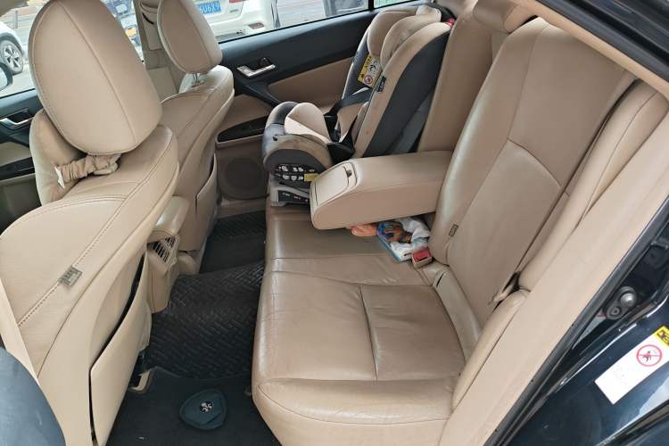 Used Toyota Reiz 2013 2.5V Shangrui Edition Left Rear Seat
