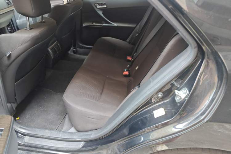 Used Toyota Reiz 2013 2.5S Elite Edition Left Rear Seat