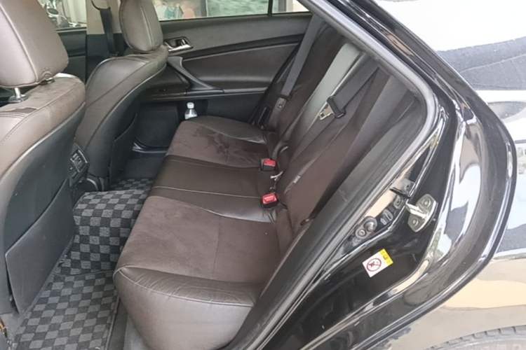 Used Toyota Reiz 2013 2.5V Shangrui Edition Left Rear Seat