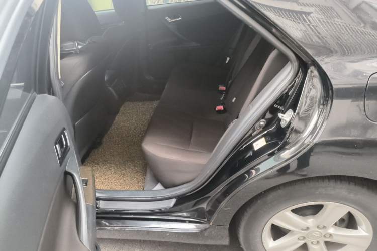 Used Toyota Reiz 2013 2.5S Elite Edition Left Rear Seat