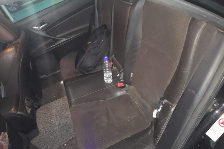 Used Toyota Reiz 2013 2.5V Shangrui Navigation Edition Left Rear Seat