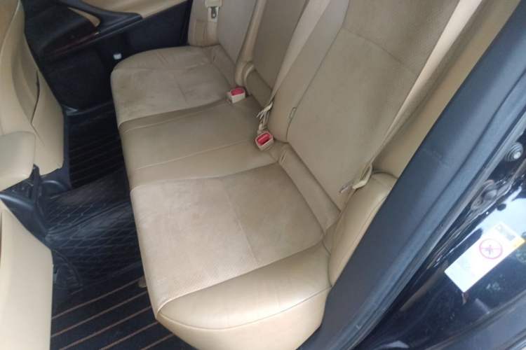 Used Toyota Reiz 2013 2.5V Shangrui Navigation Edition Left Rear Seat