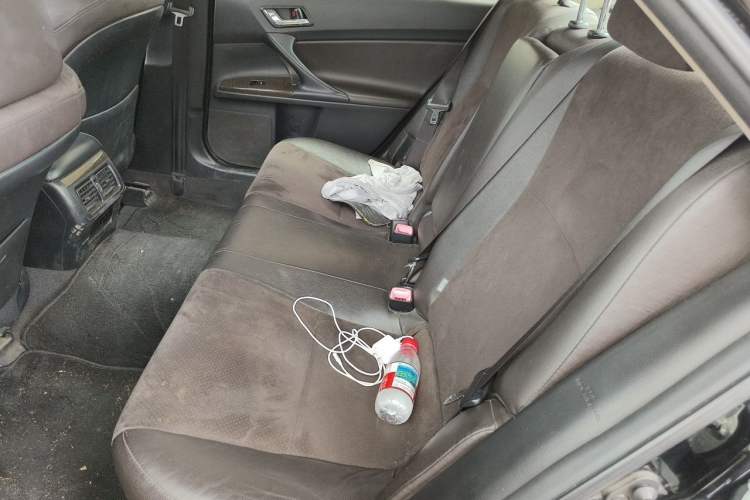 Used Toyota Reiz 2013 2.5V Shangrui Edition Left Rear Seat