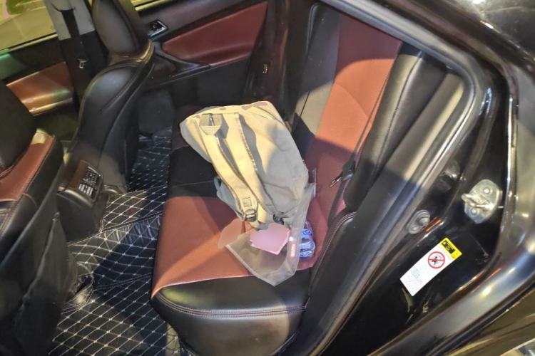 Used Toyota Reiz 2013 2.5V Shangrui Edition Left Rear Seat