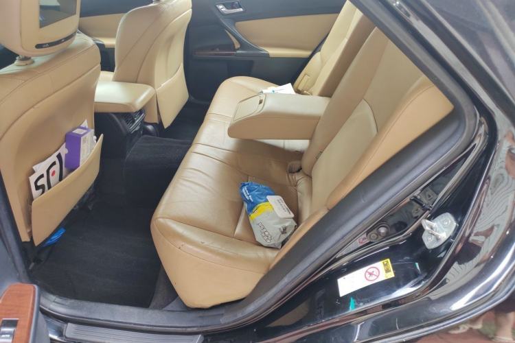 Used Toyota Reiz 2013 2.5V Elite Edition Left Rear Seat