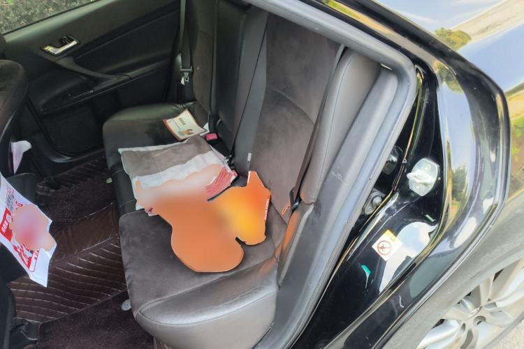 Used Toyota Reiz 2013 2.5V Shangrui Edition Left Rear Seat