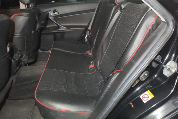 Used Toyota Reiz 2013 2.5V Shangrui Edition Left Rear Seat