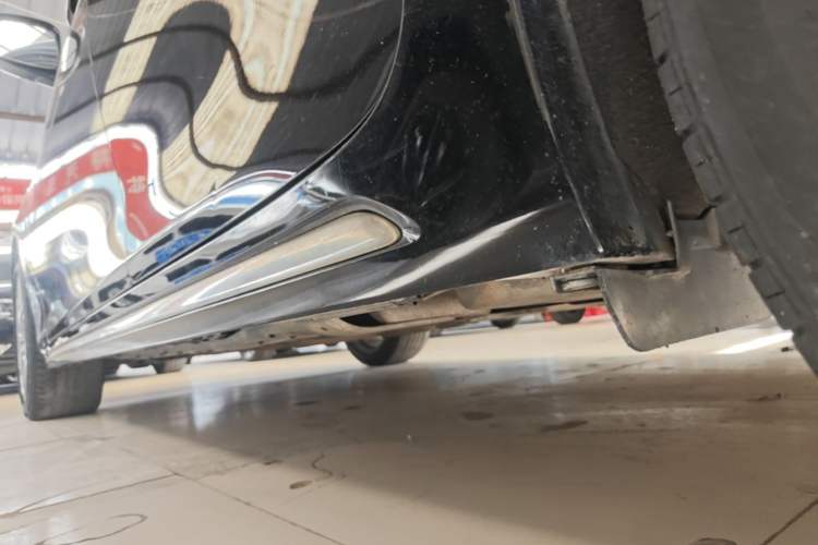 Used Toyota Reiz 2013 2.5V Shangrui Edition Left Side Sill