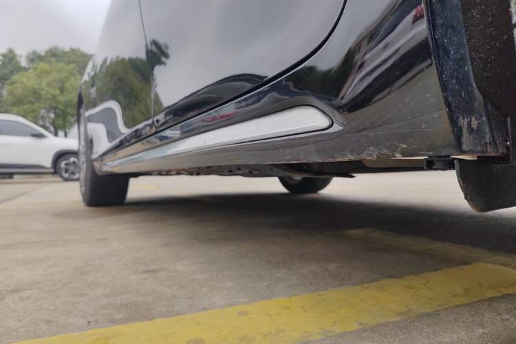 Used Toyota Reiz 2013 2.5V Shangrui Edition Left Side Sill