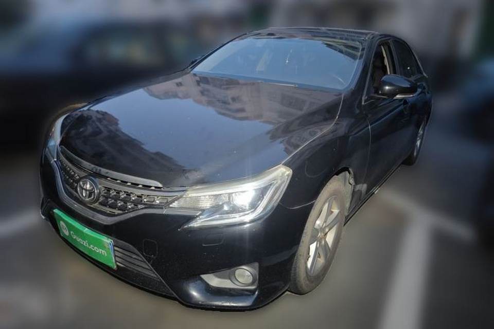 Toyota Reiz 2013