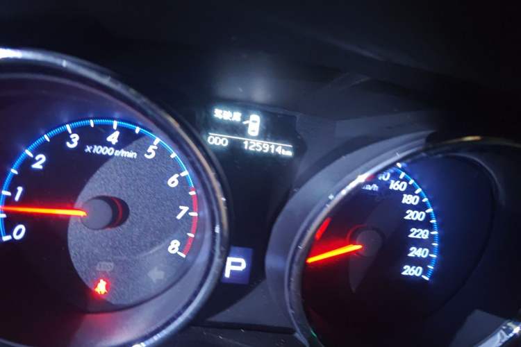 Used Toyota Reiz 2013 2.5V Elite Edition Odometer Close Up