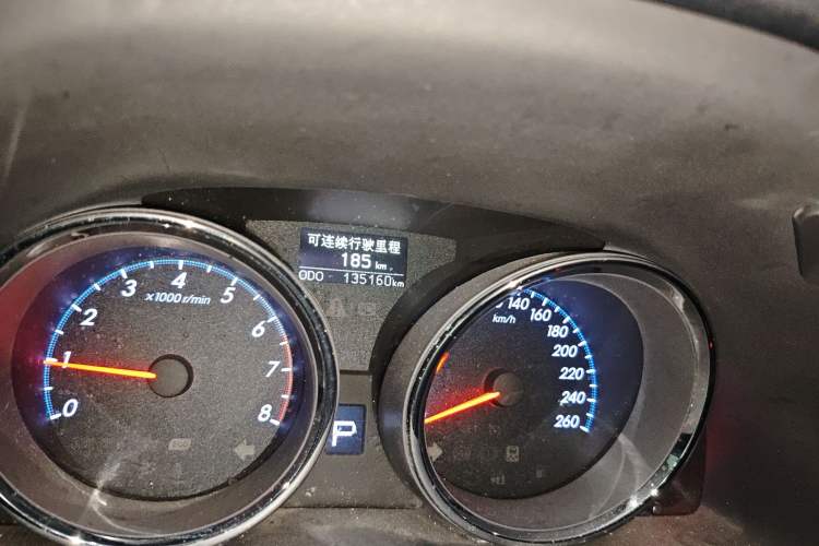 Used Toyota Reiz 2013 2.5V Shangrui Edition Odometer Close Up