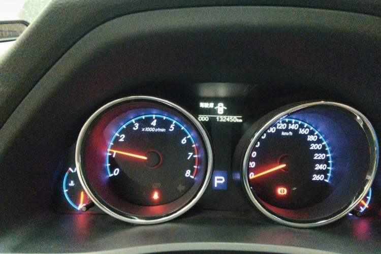 Used Toyota Reiz 2013 2.5S Elite Edition Odometer Close Up