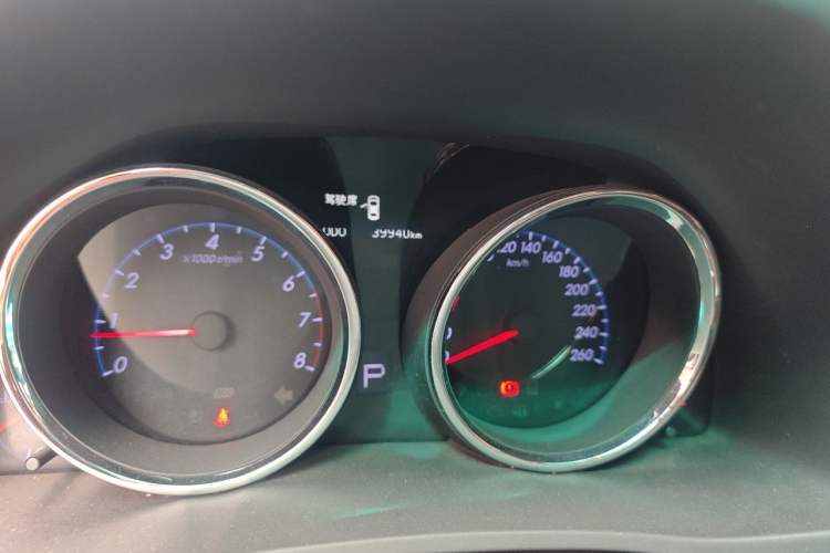 Used Toyota Reiz 2013 2.5V Elite Edition Odometer Close Up