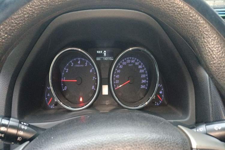 Used Toyota Reiz 2013 2.5S Elite Edition Odometer Close Up