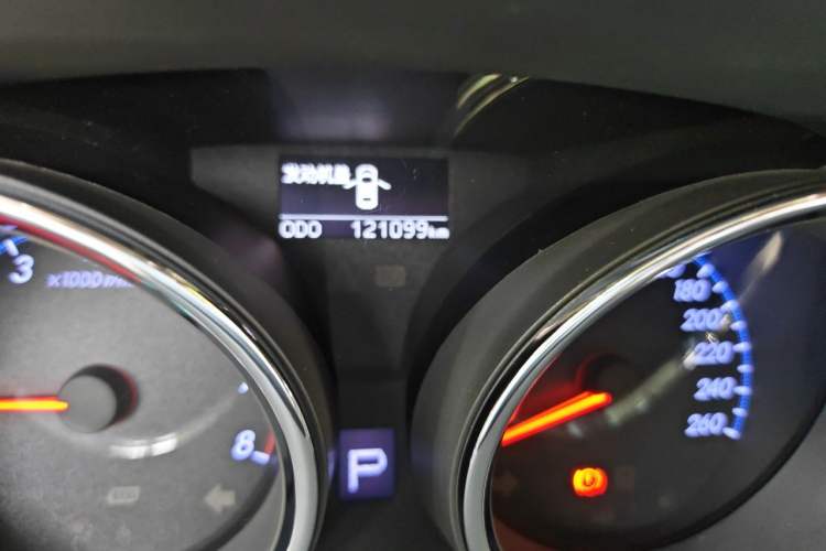 Used Toyota Reiz 2013 2.5V Shangrui Edition Odometer Close Up