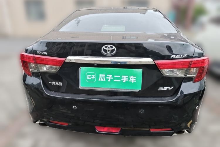 Used Toyota Reiz 2013 2.5V Elite Edition Rear