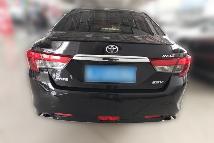 Used Toyota Reiz 2013 2.5V Elite Edition Rear