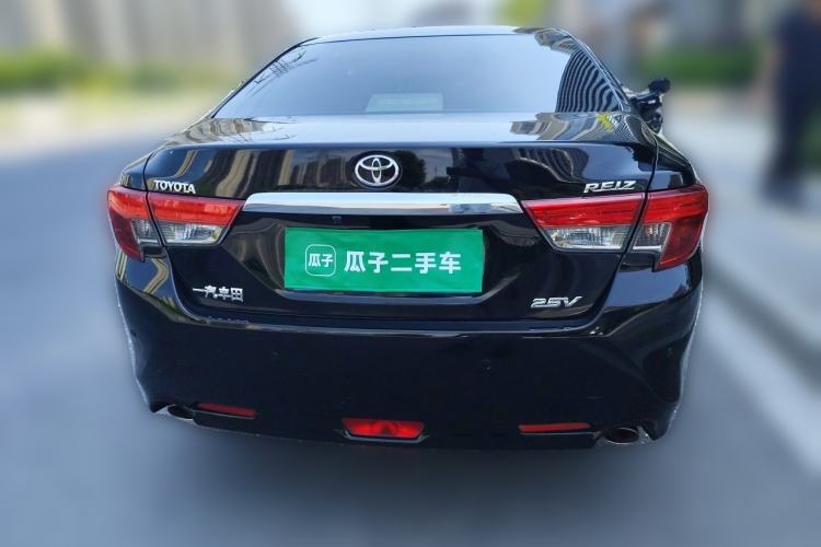 Used Toyota Reiz 2013 2.5V Elite Edition Rear