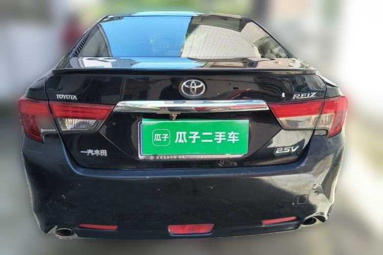 Used Toyota Reiz 2013 2.5V Elite Edition Rear