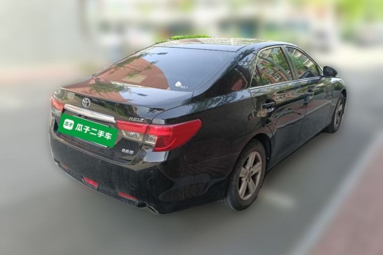 Used Toyota Reiz 2013 2.5S Elite Edition Rear Right 45 Deg