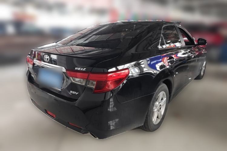 Used Toyota Reiz 2013 2.5V Elite Edition Rear Right 45 Deg