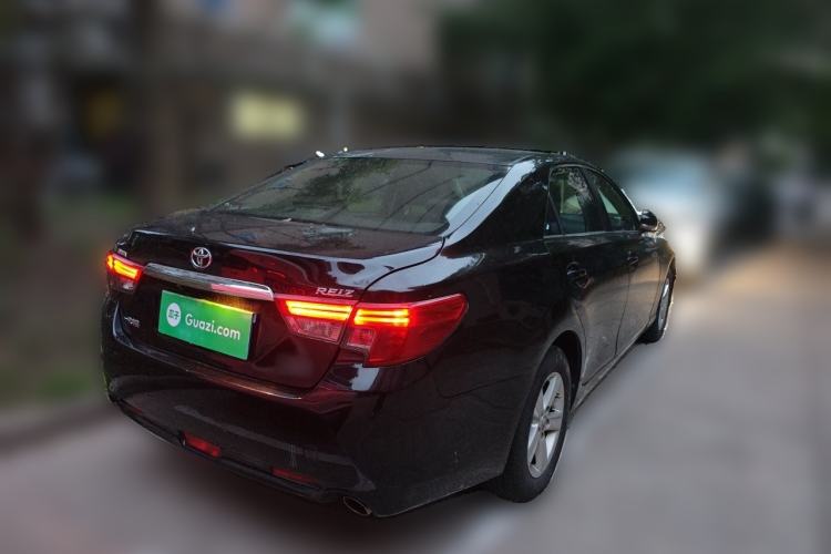 Used Toyota Reiz 2013 2.5S Elite Edition Rear Right 45 Deg